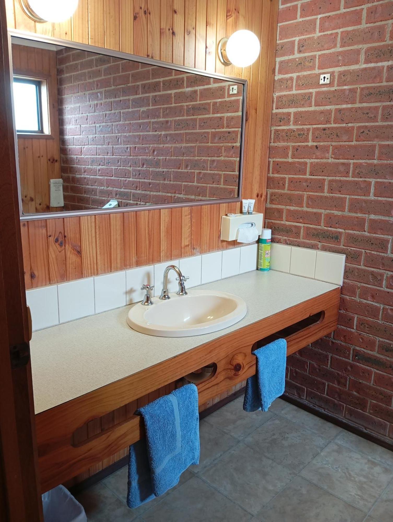 Orbost Country Road Motor Inn Exterior foto